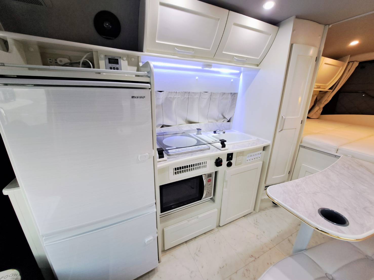 キャンピングカーイメージ