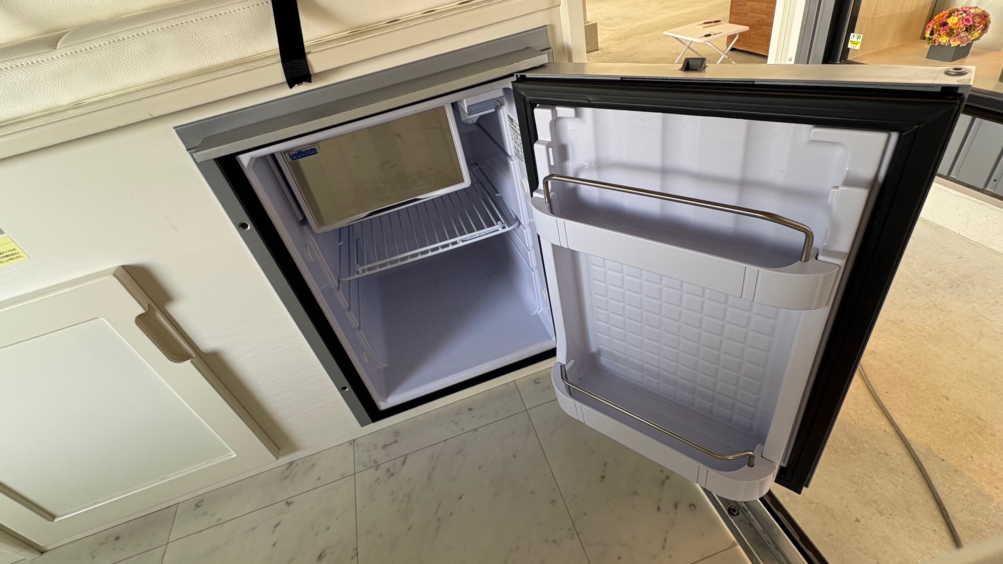 キャンピングカーイメージ